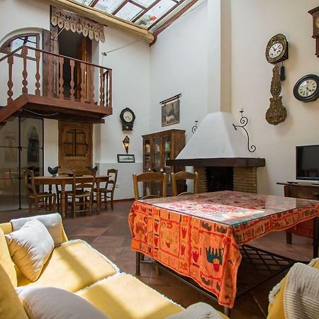 Country Home Apartment With Garage 6 Pax Seville Exterior photo