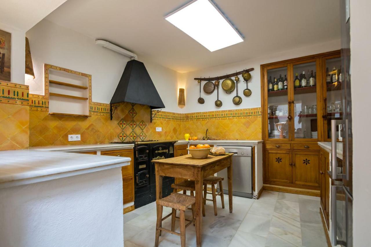Country Home Apartment With Garage 6 Pax Seville Exterior photo